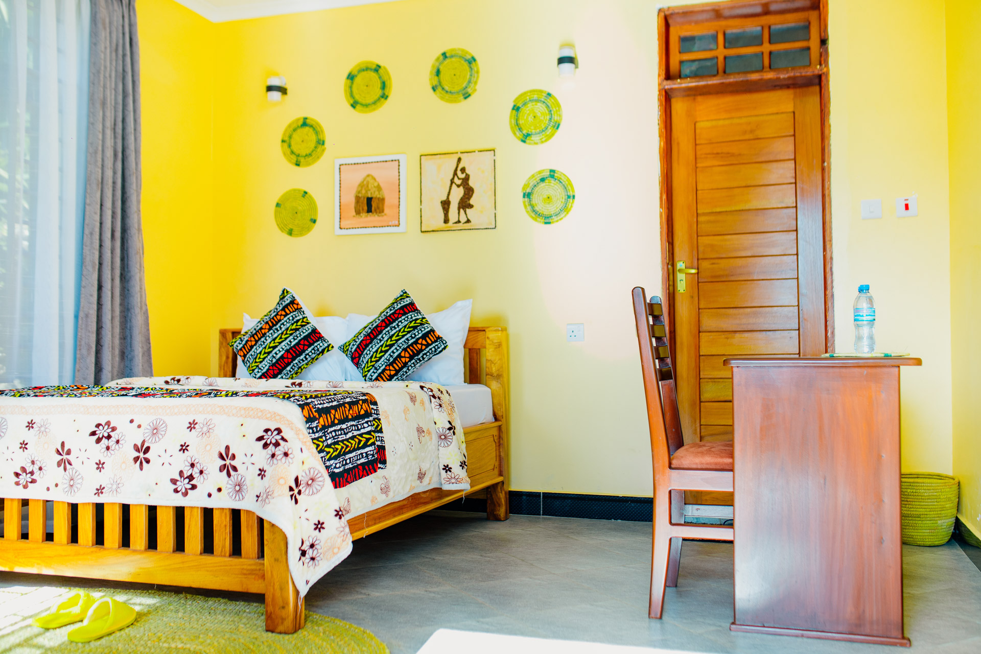 Single Bed Room